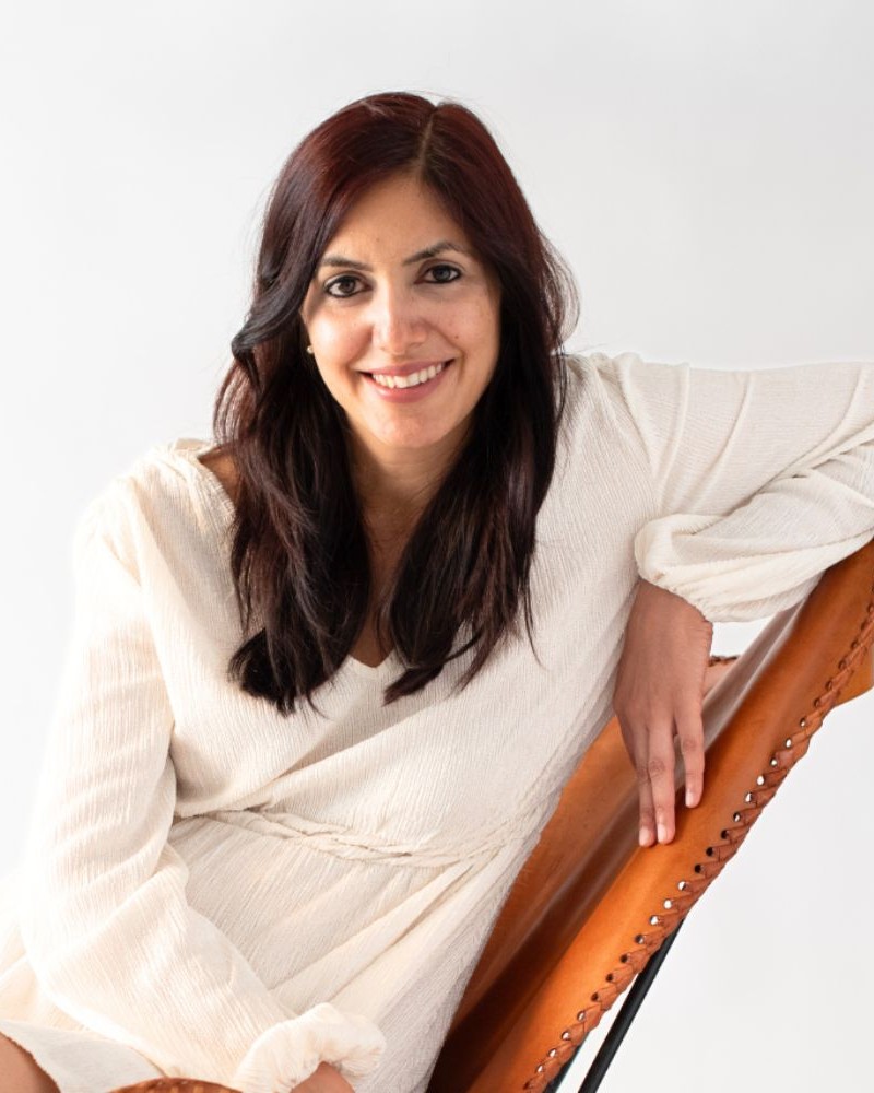 Kanika Vasudeva, LinkedIn Strategist and founder of Infinite Ripple, who teaches the Fully Booked on LinkedIn cohort.